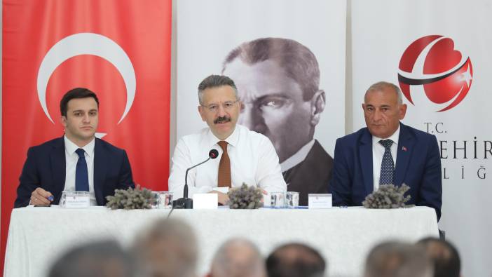 Vali Aksoy, muhtarların taleplerini dinledi