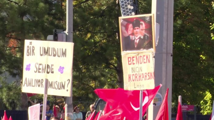 CHP'nin Ankara mitingine akın eden kalabalık, Tandoğan'ı doldurdu