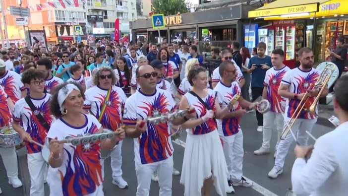 İzmir'de 776 bin ziyaretçiyle dolu 12 gün