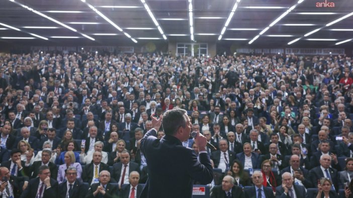 CHP, 'Darbeye ve Kayyıma Hayır' Dediği Kurultay İçin Hazırlanıyor