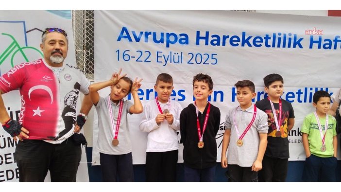 Çocuklar bisiklet yarışıyla Avrupa Hareketlilik Haftası'na damga vurdu