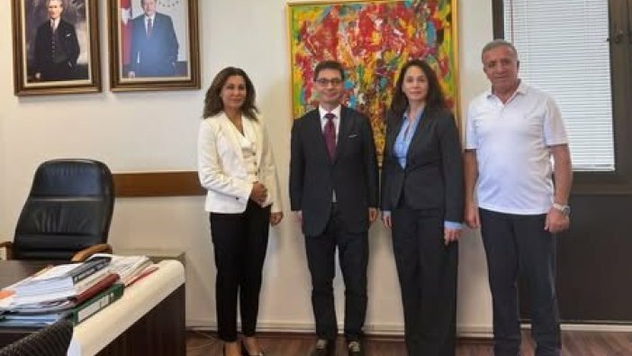 CHP Münih Birliği'nden konsoloslukta sıcak buluşma