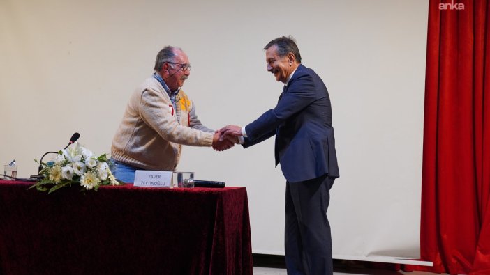 Yazar Yaver Zeytinoğlu Tepebaşı'nda okurlarıyla buluştu