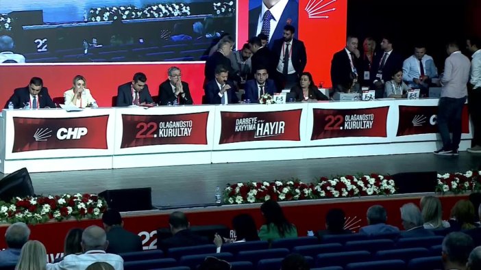 Özgür Özel, CHP'nin yeni genel başkanı oldu