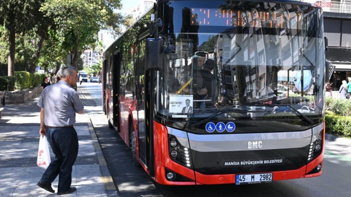 Öğrenciler için ulaşımda önemli düzenleme!