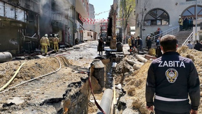 Beylikdüzü'nde altyapı çalışmaları sırasında yangın