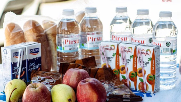 Kuşadası Belediyesi'nden öğrencilere destek devam ediyor