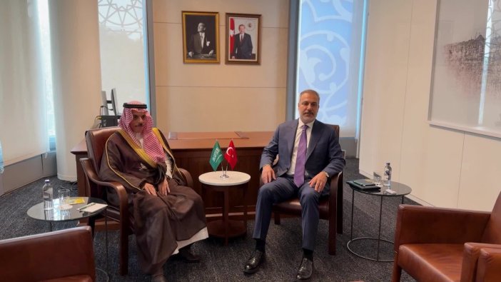 Hakan Fidan New York'ta Suudi Bakanla Bir Araya Geldi