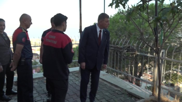 Başkan Tugay, itfaiye personeliyle buluştu