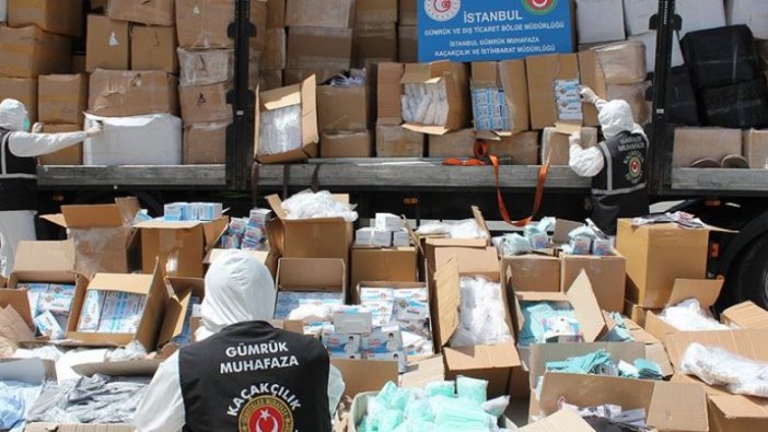 İstanbul'da 2 milyonu aşkın tıbbi koruyucu malzeme ele geçirildi