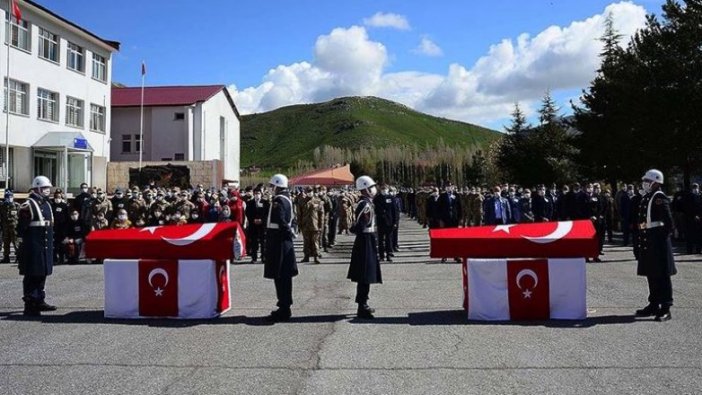 Bitlis'te şehit olan iki asker için tören düzenlendi