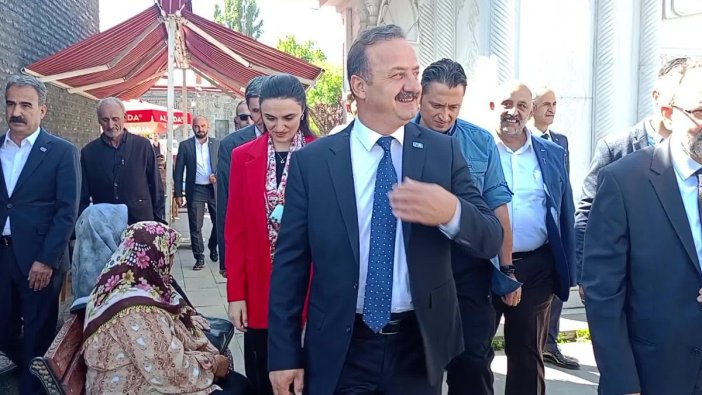 Yavuz Ağıralioğlu: Siyaset, Tayyip Bey'e yapışmıyor