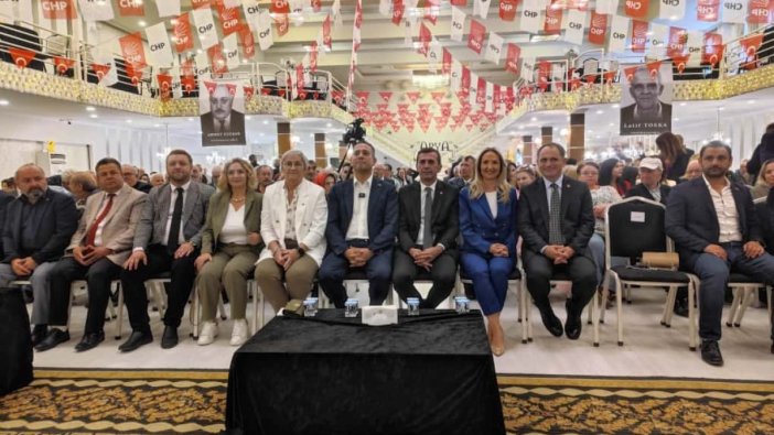 CHP'de Anıl Özkan güven tazeledi