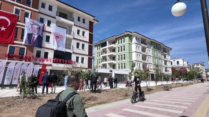 Yozgat'ta Menekşe Evleri TOKİ Konutları teslim edildi
