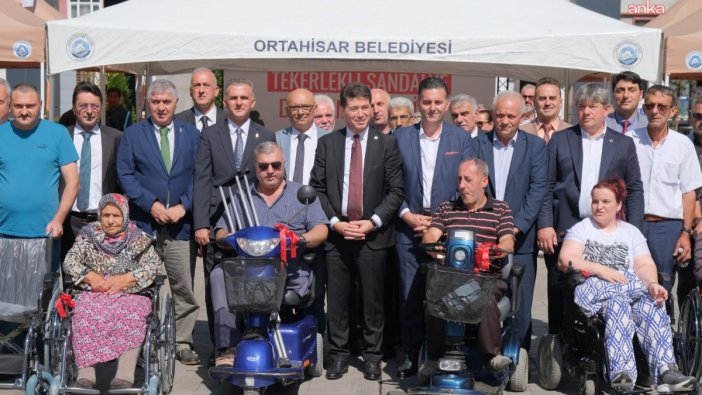 Ortahisar Belediyesi engellilerin yanında