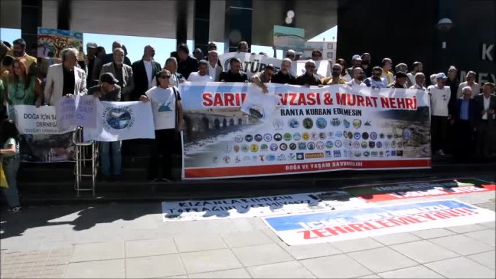 Çevreciler Muş'ta altın madeni eylemi düzenledi