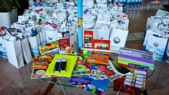 Gölbaşı Belediyesi'nden 850 çocuğa kırtasiye yardımı