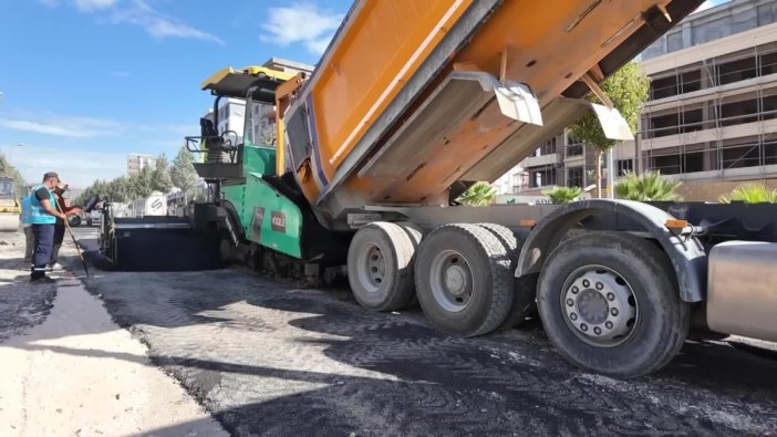 Adıyaman'da Filamingo Yolu'nda asfalt uygulaması başladı