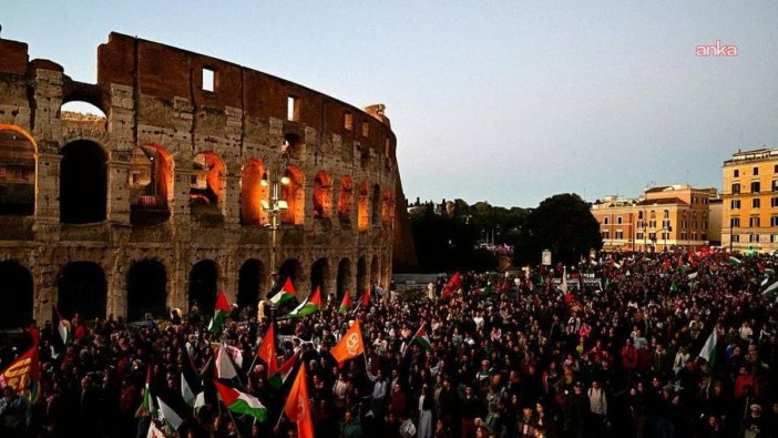 İtalya'da halk genel grevle Sumud Filosu'na destek verdi