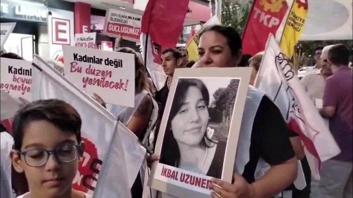 Mersin'de kadın cinayetlerine karşı ses yükseldi