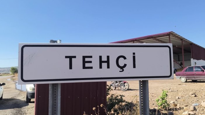 Tehçi Köyü sakinleri, hazine arazisi satışını protesto ediyor