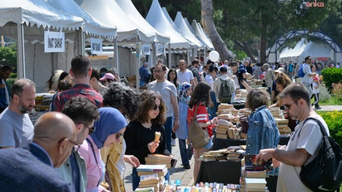 İzmir'de edebiyat rüzgarı esecek