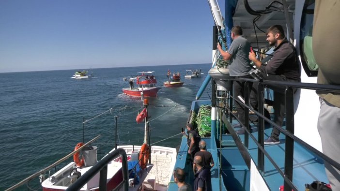 Rize'de balıkçılar, kafes balıkçılığı projesine karşı harekete geçti