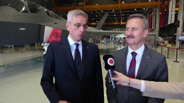 Bakan Memişoğlu TUSAŞ'ta yerli helikopter GÖKBEY'i inceledi