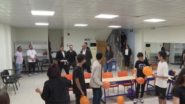 Kız çocukları için özel buluşma Konyaaltı'nda