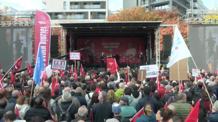 CHP Brüksel'de miting düzenledi: 'Geleceğimiz esir alınmış durumda'