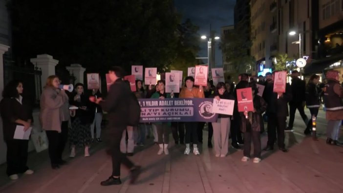 Rojin Kabaiş için Kadıköy'de eylem: Adalet istemi büyüyor