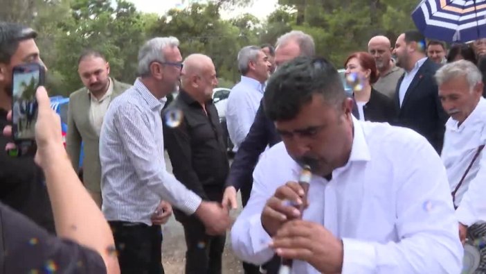 Vahap Seçer: 'Demokrasi vurgusu yapılırken, 17 belediye başkanı cezaevinde'