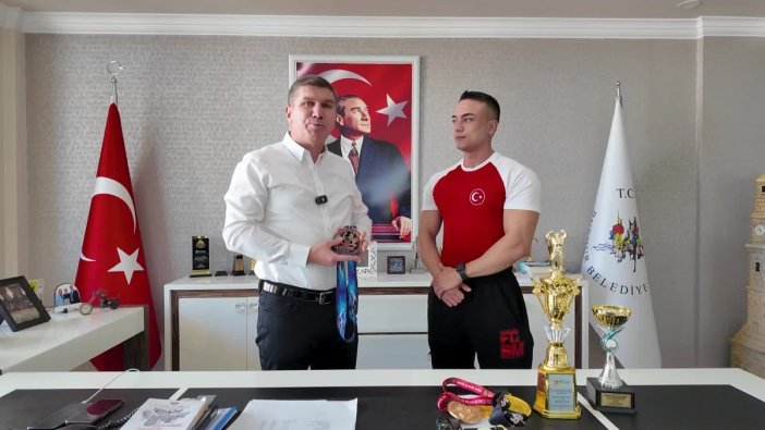 Şampiyon sporcu Emrecan Kayacan, Burdur'da ağırladı