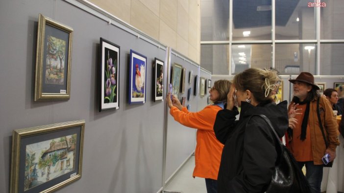 Karabağlar'da Cennet Manzarası: Resim Sergisi Muğla'da Açıldı