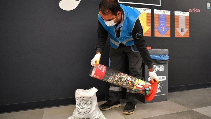 Beylikdüzü'nde piller geri dönüşüme kazandırılarak doğayı koruyor