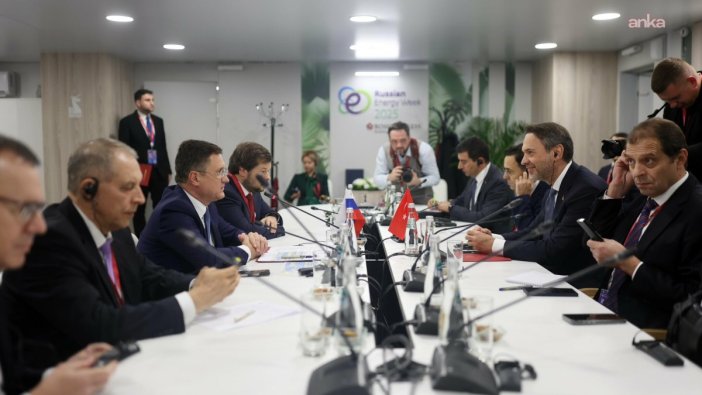 Bakan Bayraktar, Novak ile kritik görüşmeler gerçekleştirdi