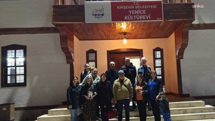 OkuYorum Kitap Topluluğu'ndan Latife Tekin yorumu