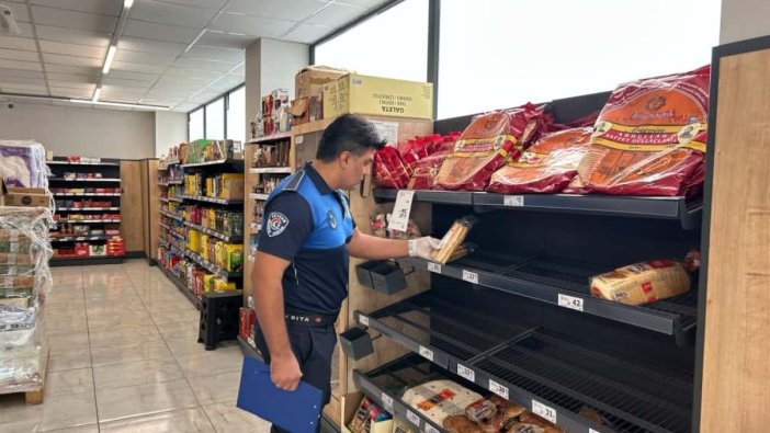 Ceyhan'da zincir marketlere sıkı denetim başlatıldı