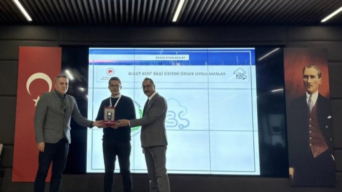 Bozüyük Belediyesi'ne coğrafi bilgi sistemleri ödülü