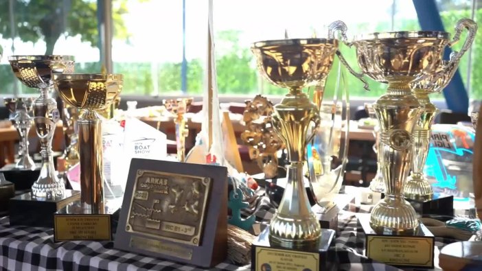 Yelken tutkusu, Ankara'da Mogan Gölü'nde yükseliyor