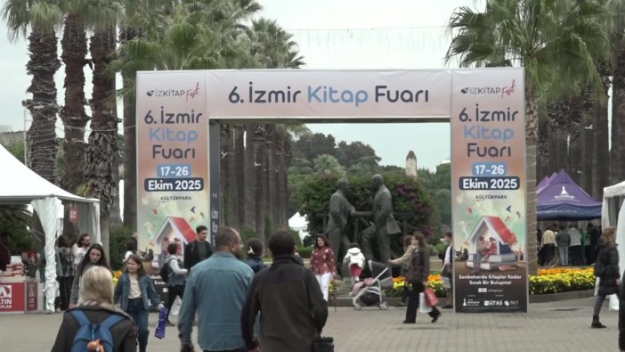 İzmir kitap fuarı, edebiyat tutkunlarını bir araya getiriyor