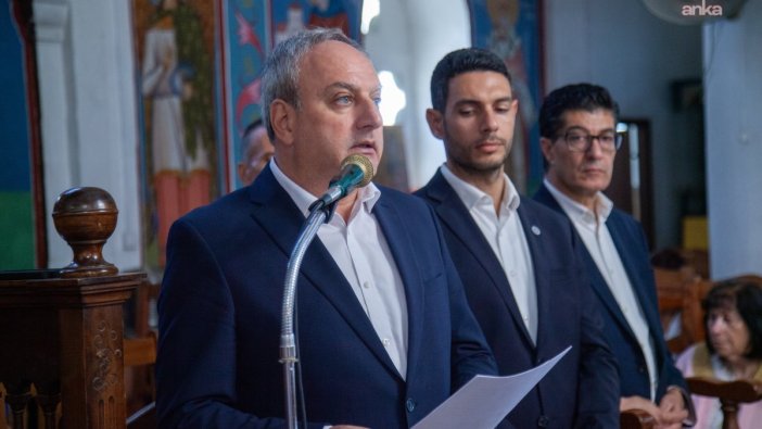 AKEL Başkanı Stefanu: Kıbrıslı Türkler federasyon ve birleşme istiyor