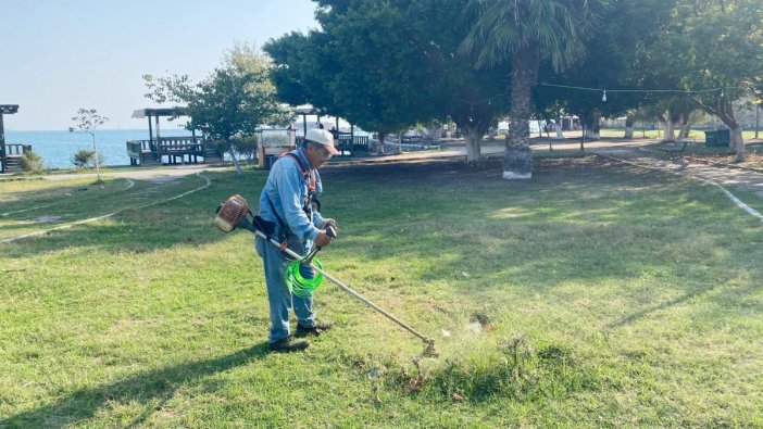 Yumurtalık'ta temizlik ve denetim seferberliği sürüyor