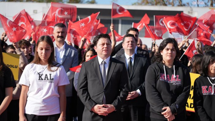 Kadıköy'de 29 Ekim kutlamaları coşkuyla başladı