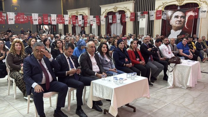 CHP Diyarbakır'da İsmail Akyıl yeniden başkan