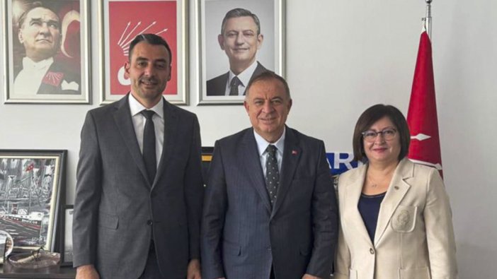 Manavgat'tan CHP'ye anlamlı ziyareti