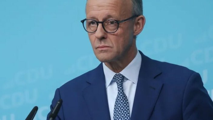 Merz'in göçmen yorumları, tartışmaları alevlendiriyor