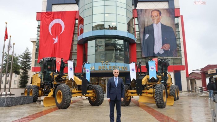 Yomra Belediyesi, 35 milyonluk yeni greyderle güçleniyor