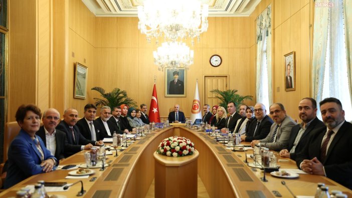 TBMM Başkanı Kurtulmuş, aile değerlerinin önemine dikkat çekti