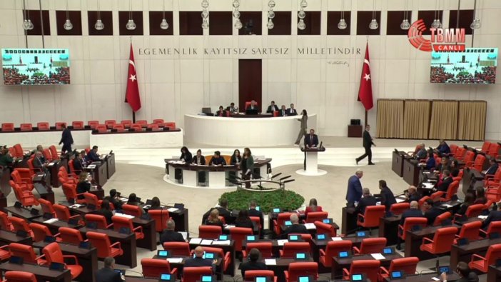 CHP’li Akay'dan flaş iddia: Eski Merkez Bankası Başkan Yardımcısı yolsuzlukların merkezinde